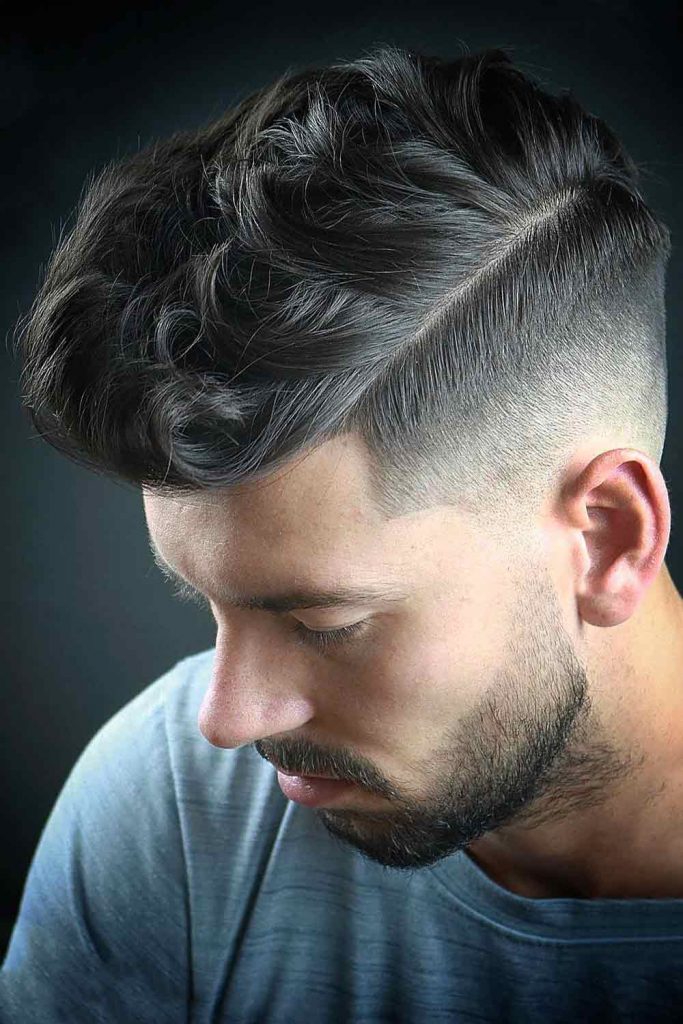 Deep Side Parted Curls #shortcurlyhaircuts #shortcurlyhairstyles #shortcurlyhair men #shortcurlyhair