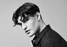 The Middle Part Haircut for Men: A Stylish and Contemporary Choice