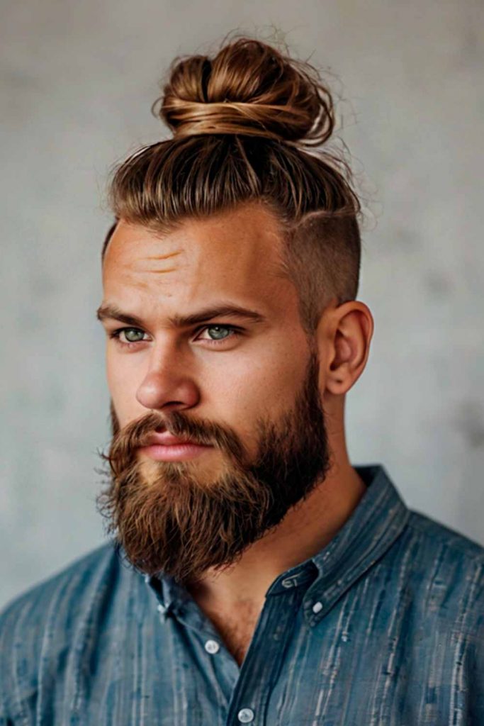 Top Knot Viking Hairstyles #vikinghairstyles #vikinghaircut